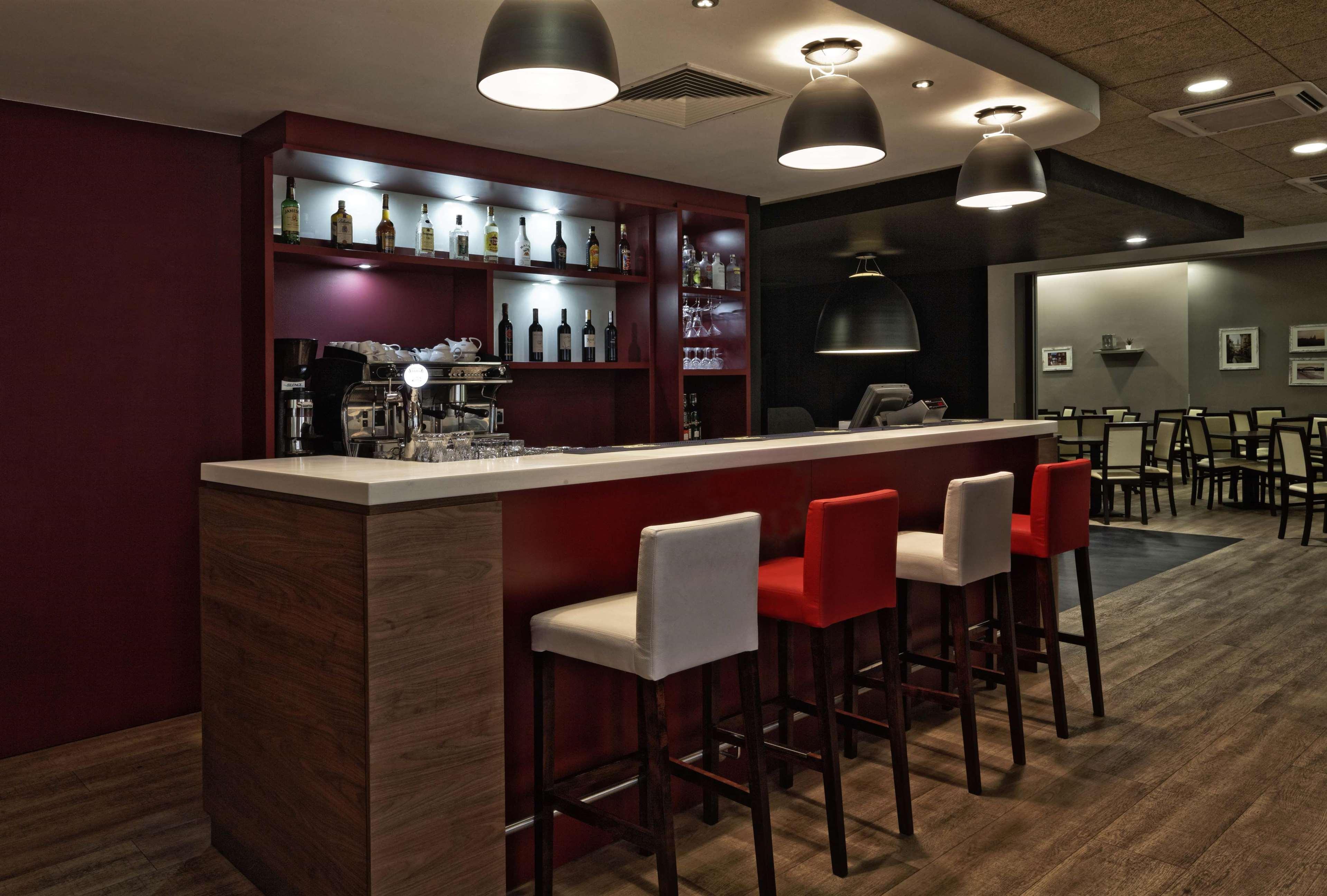 Hotel Campanile Old Town 3*